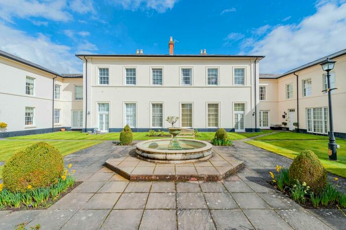 1 Bedroom Flat For Sale In Oxon Hall, Holyhead Road, Shrewsbury, SY3
