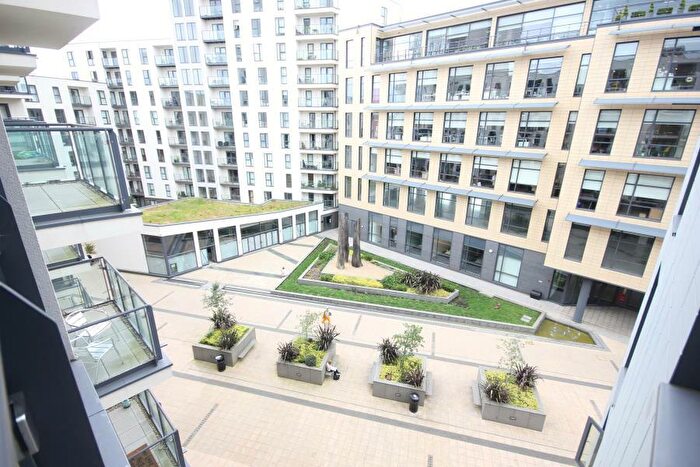 1 Bedroom Apartment To Rent In Woking, GU22