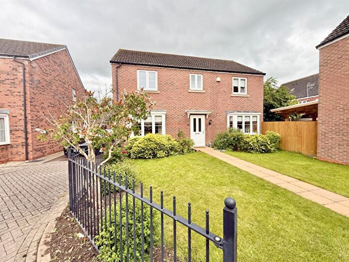 4 Bedroom Detached House For Sale In Wainfleet, Kingsway, Quedgeley, Gloucester, GL2