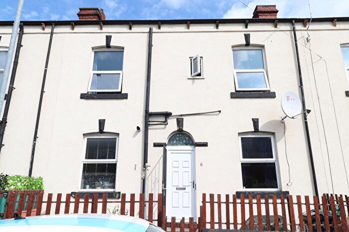 2 Bedroom Terraced House To Rent In Whingate Road, Leeds, West Yorkshire, LS12