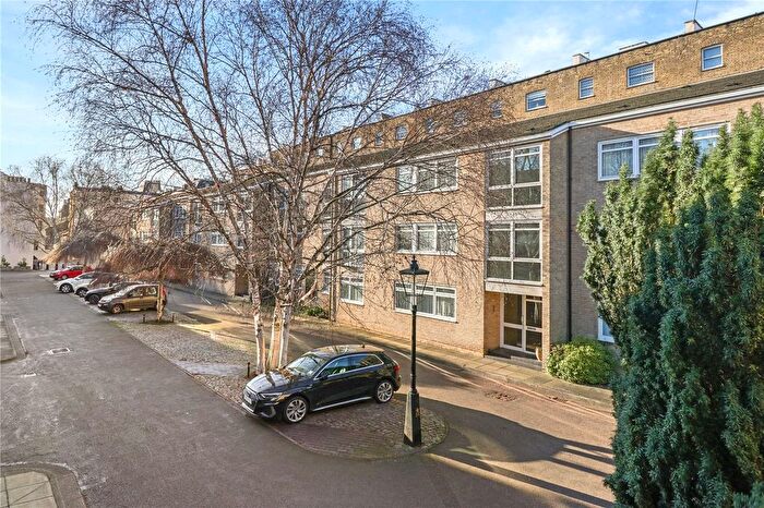 2 Bedroom Flat To Rent In Chester Close South, Regent's Park, London, NW1