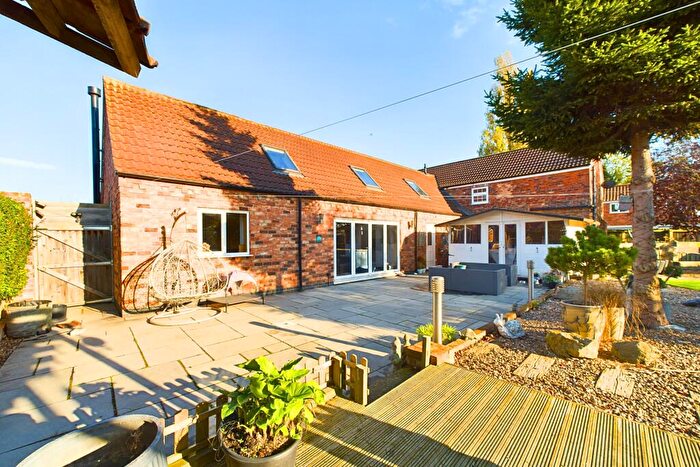 5 Bedroom Detached House For Sale In North End, Goxhill, North Lincolnshire, DN19