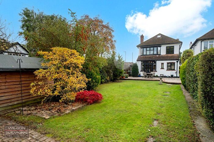 3 Bedroom Detached House For Sale In Anselm Road, Hatch End, HA5