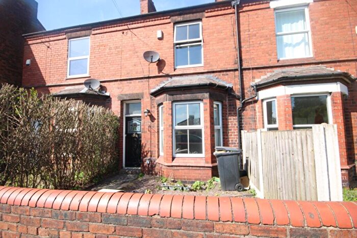 2 Bedroom Terraced House To Rent In High Street, CH4