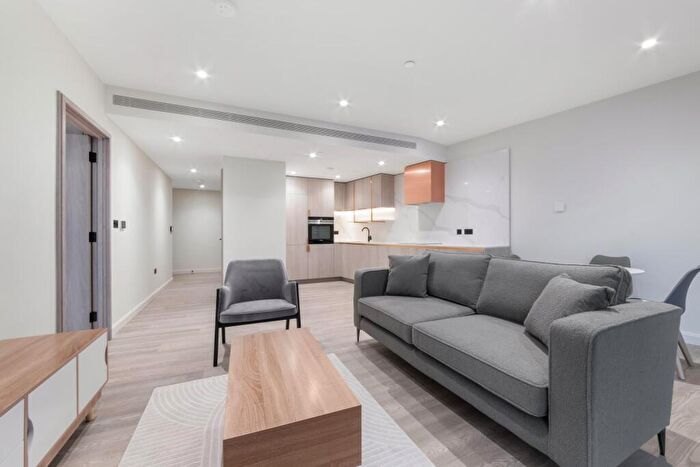 1 Bedroom Apartment To Rent In Aspen, Marsh Wall, London, E22