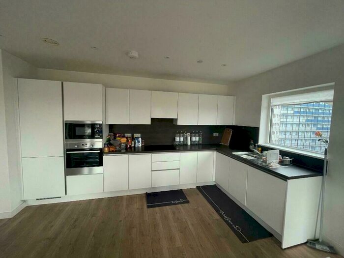 3 Bedroom Flat To Rent In Lyall House, Ironworks Way, London, E13