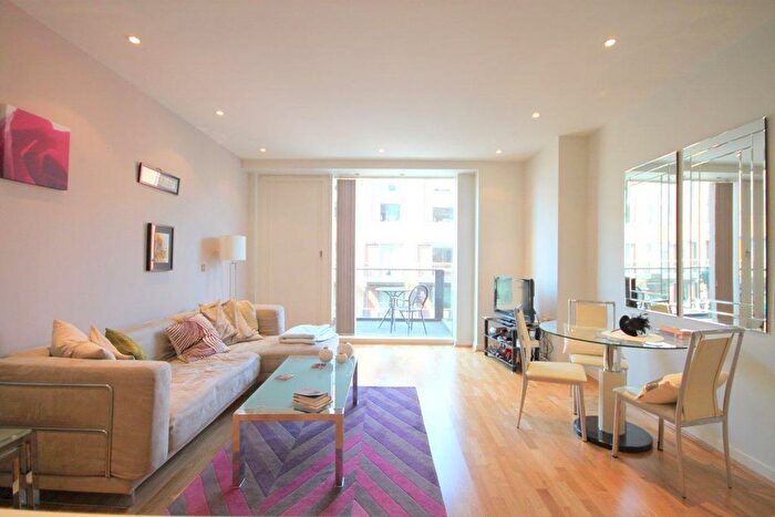 1 Bedroom Flat To Rent In Cubitt Building, Gatliff Road, Grosvenor Waterside, SW1W
