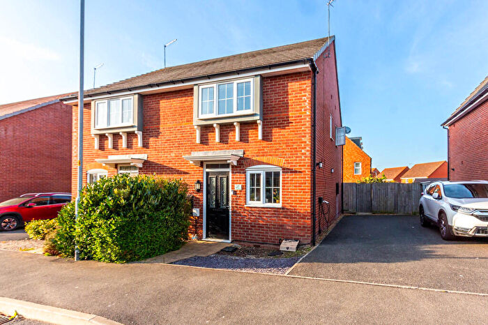 2 Bedroom Semi Detached House For Sale In Hart Way, Rushden, NN10