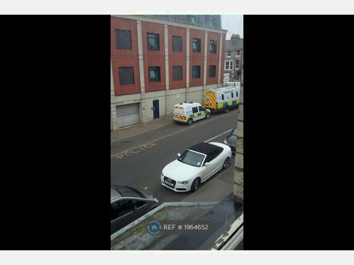 1 Bedroom Flat To Rent In Barwick Street, Scarborough, YO12