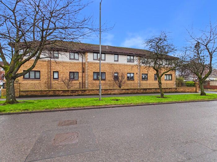 2 Bedroom Apartment To Rent In Castlegreen Gardens, Dumbarton, G82