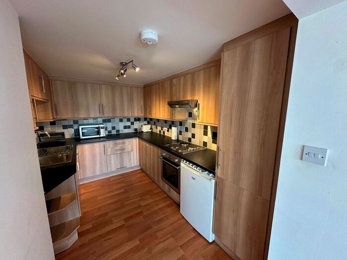 2 Bedroom Flat To Rent In North Deeside Road, Peterculter, AB14