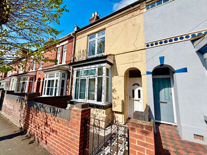 3 Bedroom Terraced House For Sale In Grove Road, Gosport, PO12