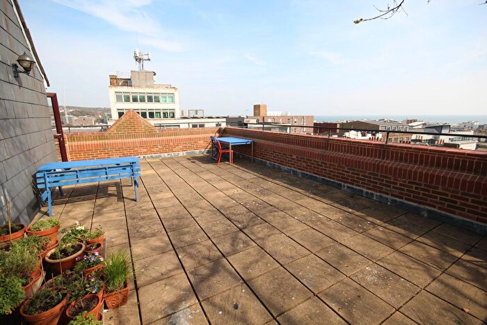 2 Bedroom Flat To Rent In Church Street, Brighton, BN1