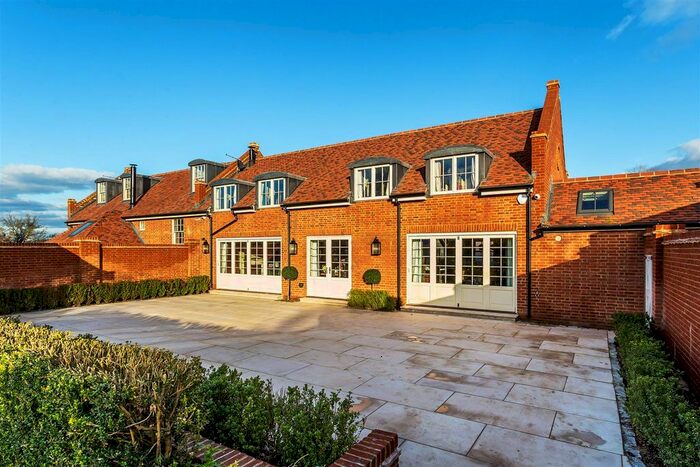 4 Bedroom Semi-Detached House For Sale In Maybanks Estate, Rudgwick, RH12