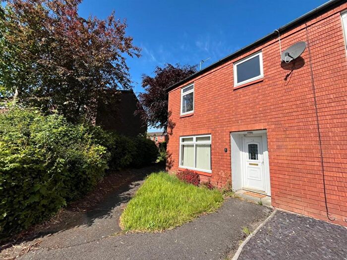 3 Bedroom Property To Rent In Cronulla Drive, Great Sankey, WA5