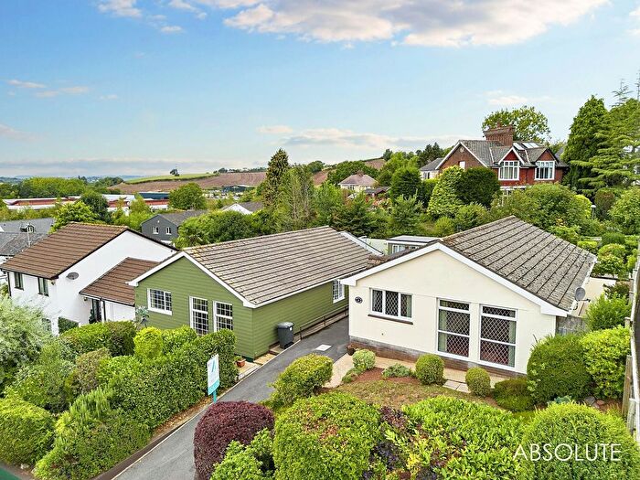 2 Bedroom Detached Bungalow For Sale In Haywain Close, Torquay, TQ2