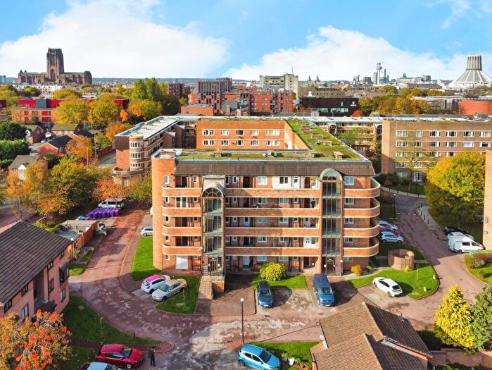 2 Bedroom Apartment For Sale In Minster Court, Liverpool, Merseyside, L7