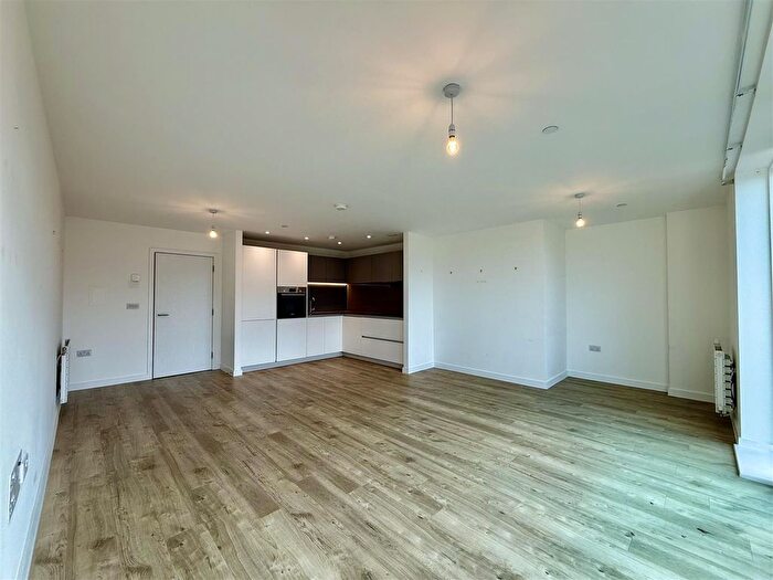 1 Bedroom Flat To Rent In Bond House, Goodwood Road, London, SE14