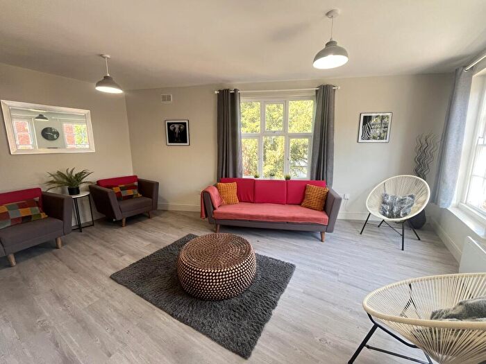2 Bedroom Flat To Rent In Thoroughfare, Halesworth, IP19