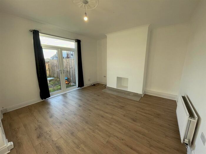 3 Bedroom Terraced House To Rent In The Crescent, Chester Moor, Chester Le Street, DH2