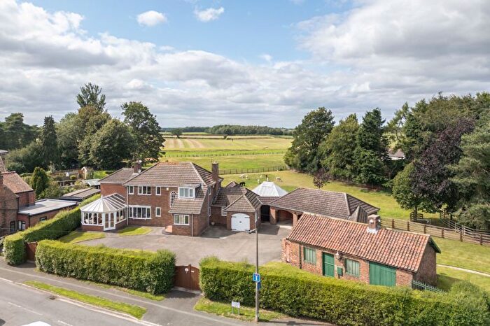3 Bedroom Detached House For Sale In Church Lane, Strensall, York, YO32