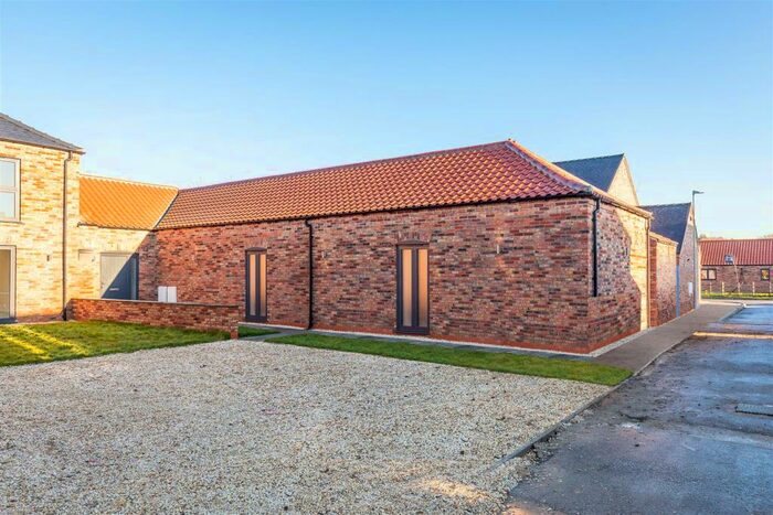 3 Bedroom Semi-Detached Bungalow For Sale In Corner Farm Close, Middle Rasen, Market Rasen, LN8