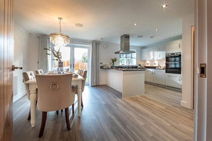 4 Bedroom Detached House For Sale In South Ella Way, Kirk Ella, Hull, HU10