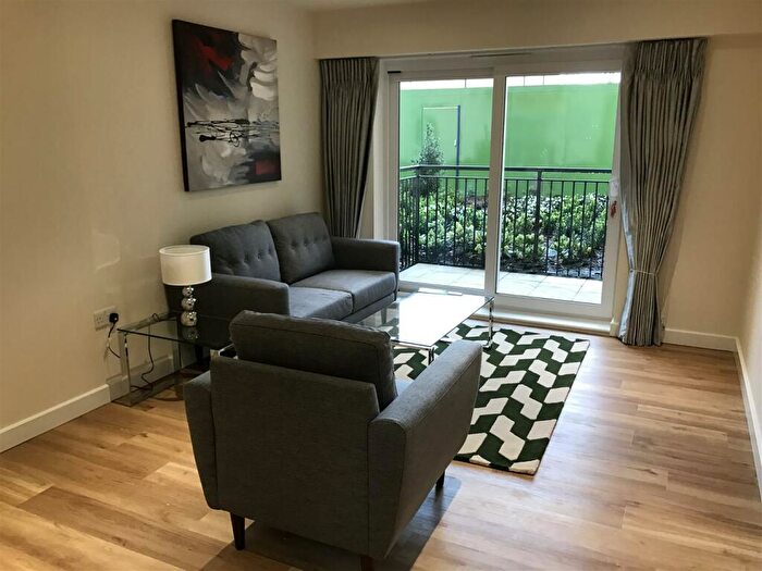 2 Bedroom Apartment To Rent In Golding House, Beaufort Square, London, NW9