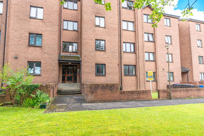 2 Bedroom Flat For Sale In Wallace Street, Stirling, FK8