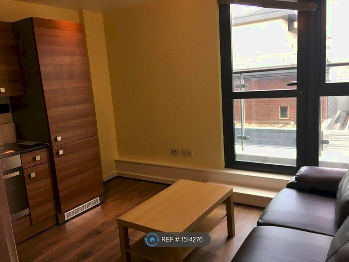 1 Bedroom Flat To Rent In Ludgate Hill, Manchester, M4