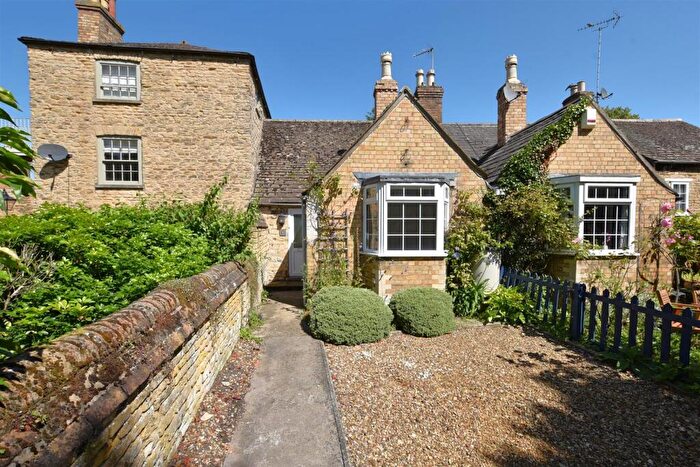 2 Bedroom Cottage To Rent In Duncombs Yard, Stamford, Lincs, PE9