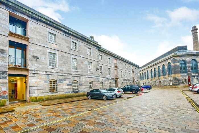 1 Bedroom Flat For Sale In Royal William Yard, Plymouth, Devon, PL1