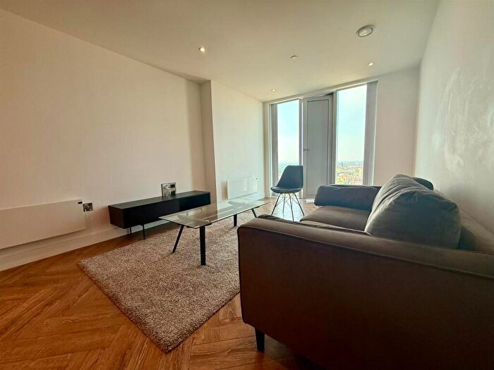 2 Bedroom Apartment To Rent In Elizabeth Tower, Manchester, M15