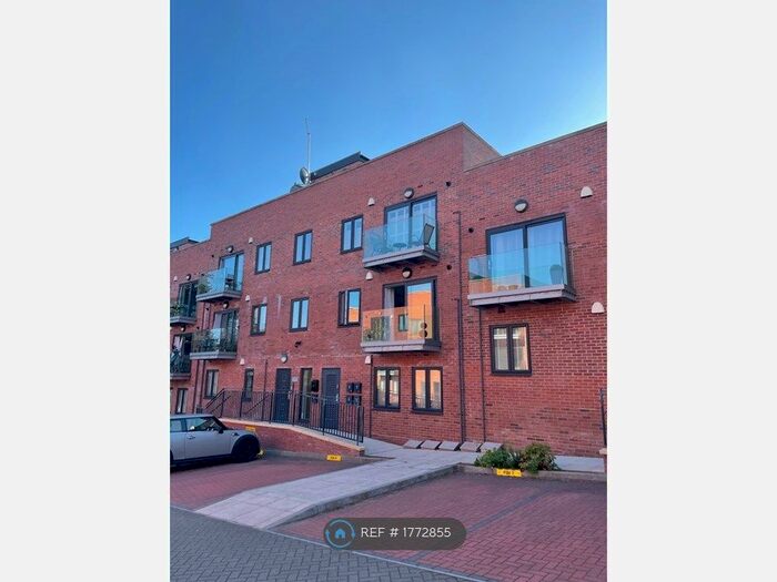 2 Bedroom Flat To Rent In Lemont Road, Sheffield, S17