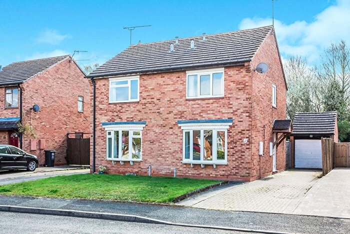 2 Bedroom Semi-Detached House To Rent In St. Annes Road, Worcester, WR3