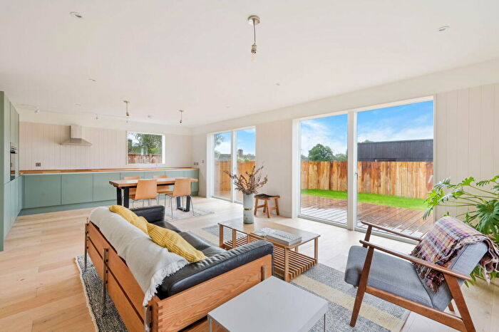 2 Bedroom Detached Bungalow For Sale In Garden Court, Godstone, RH9