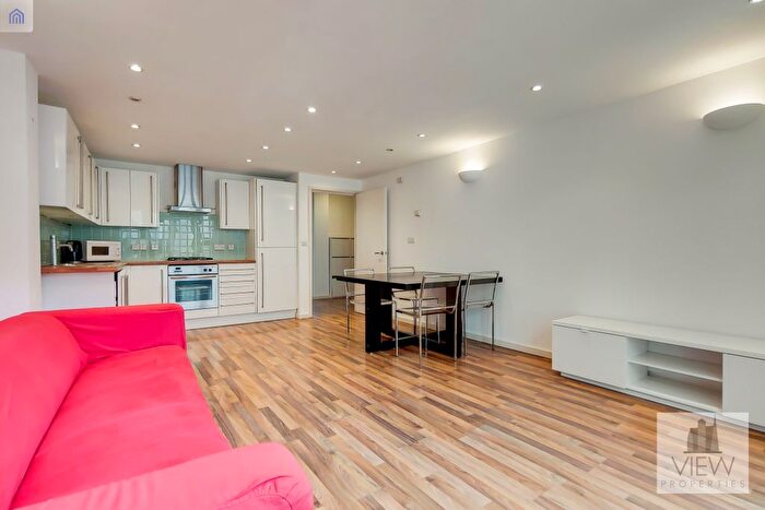 2 Bedroom Flat To Rent In Chicksand Street, London, E1