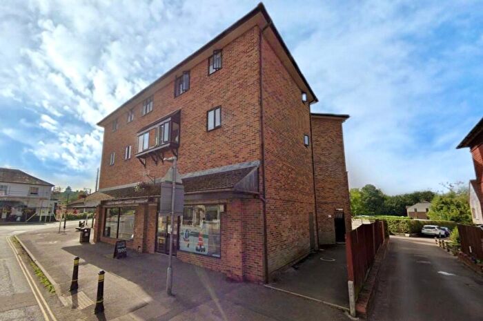 1 Bedroom Apartment To Rent In Linden Drive, Liss, Hampshire, GU33