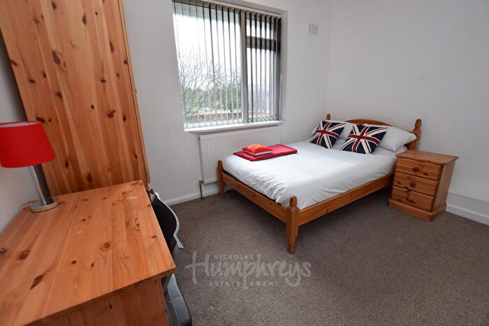 6 Bedroom Terraced House To Rent In Winchester Road, Far Cotton, Northampton, NN4