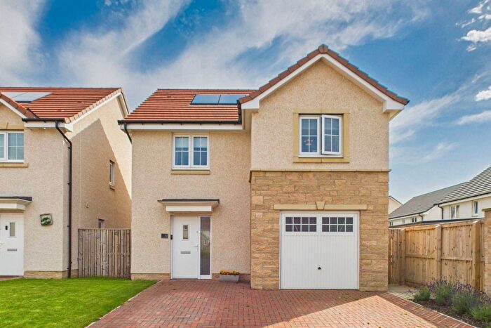 4 Bedroom Detached House For Sale In Jackson Crescent, Moodiesburn, Glasgow, G69