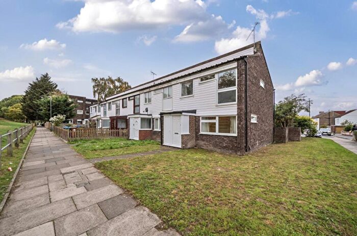 3 Bedroom End Of Terrace House For Sale In Sydney Road, Abbey Wood, SE2