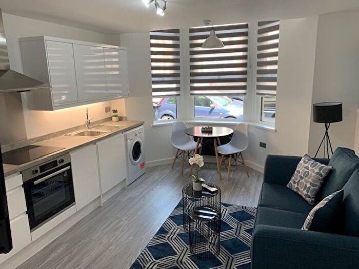 1 Bedroom Flat To Rent In Connaught Road, Roath, Cardiff, CF24