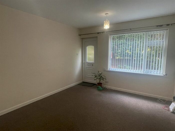 1 Bedroom Flat To Rent In Turnberry Court, Holderness Road, Hull, HU8