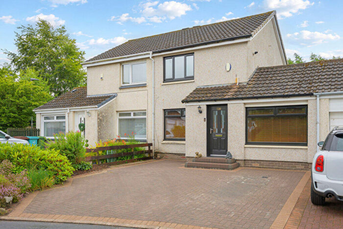 3 Bedroom Semi-Detached House For Sale In Craigelvan Avenue, Cumbernauld, G67