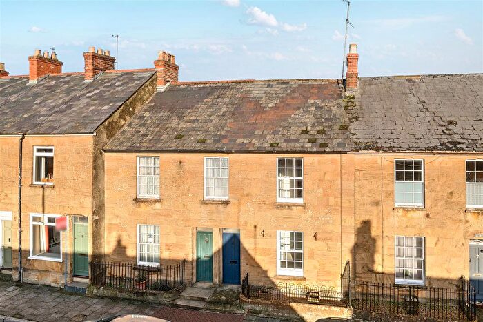 3 Bedroom Terraced House For Sale In West Street, Ilminster, TA19