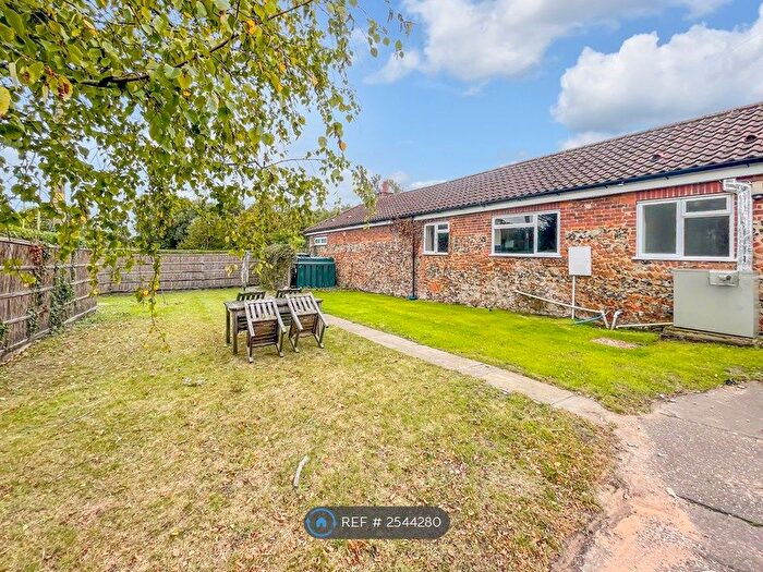 2 Bedroom Bungalow To Rent In Old Hall Mews, Colney, Norwich, NR4