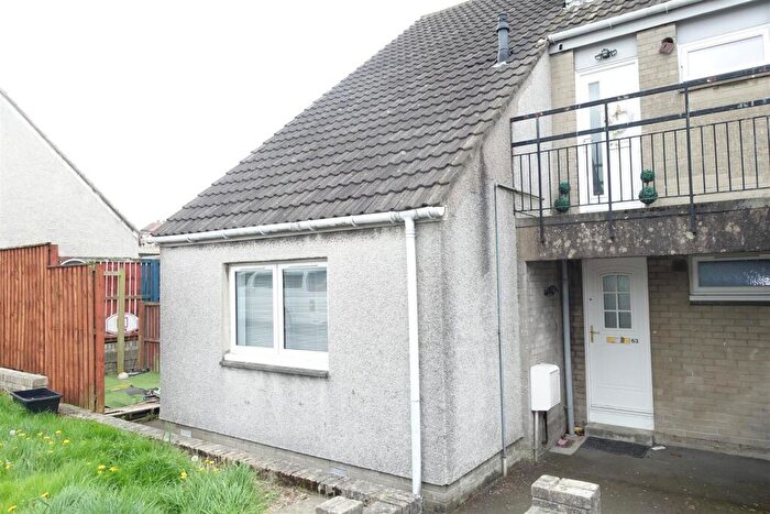 2 Bedroom Flat For Sale In Castlehill, Bo'ness, EH51