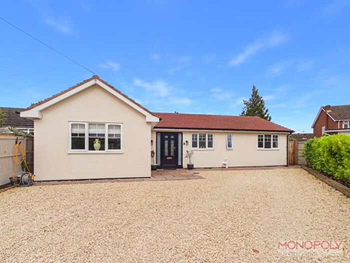 4 Bedroom Detached Bungalow For Sale In Oaklands Avenue, Wrexham, LL13
