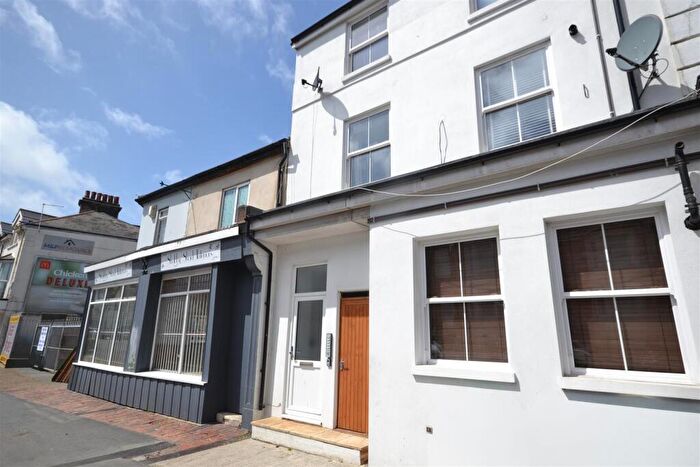 Flat To Rent In Seaside, Eastbourne, BN22