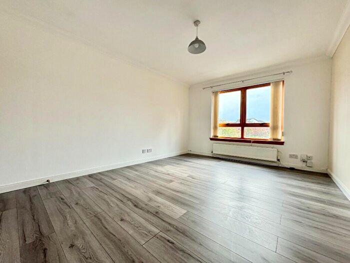 2 Bedroom Flat For Sale In Gascoigne Court, Carron, FK2